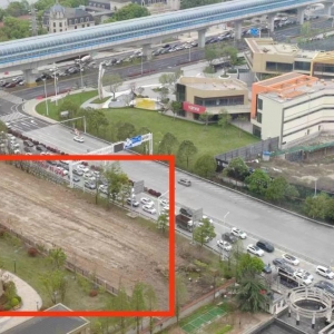 武汉市汉南区高速路收费站附近平地后准备用来做什么
