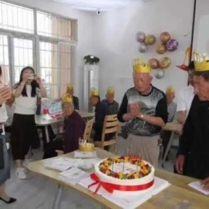 汉南湘口街道闲置老旧客运站华丽变身“居民共享之家”