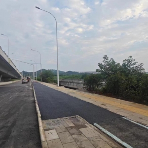 已完工!市民反映车谷大道全力二路下桥处施工停滞,影响出行!