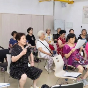 人40ȫ