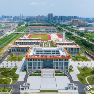 武汉经开区|刘子清唐超调研国家华中区域应急救援中心 看望慰问全体指战员