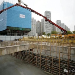 ��������Ϣ��11�������ڷ���·վ����ṹ�ⶥ��