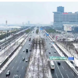 ����ͨ�����������人������ȫ��ӭս�񶬳�ѩ