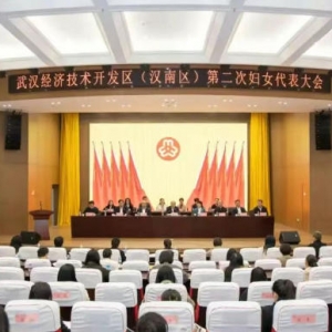 �人�������ٿ��ڶ��θ�Ů�������