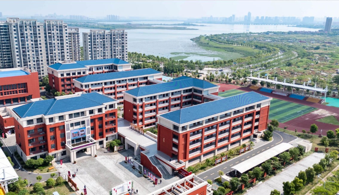 满“新”欢喜迎开学!武汉经开区“上新”两所高中