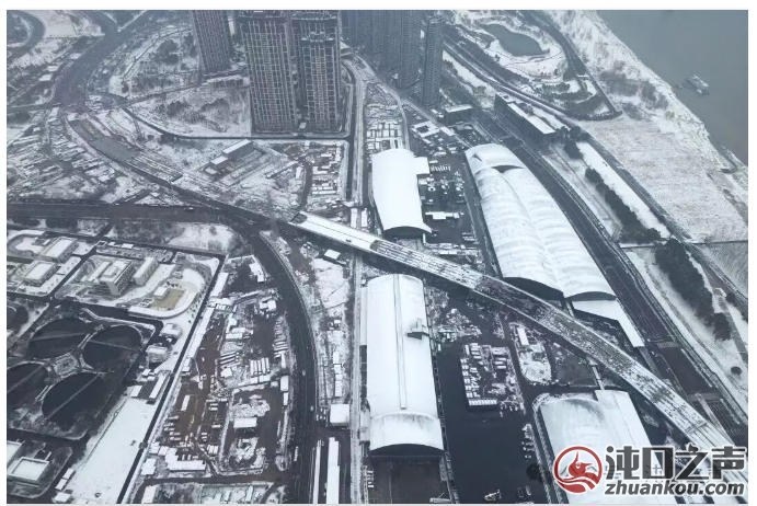 武汉经开区左岸大道接三环线匝道工程全线完成浇筑!