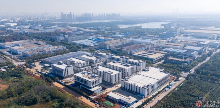 武汉经开泛半导体产业园B区即将竣工 多家企业表达入驻意向