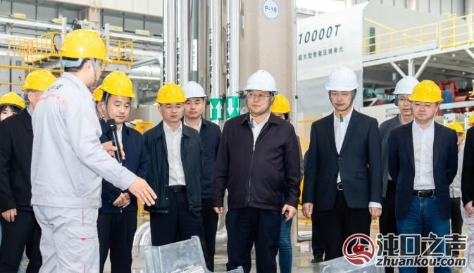 武汉经开区|刘子清唐超调研军山新城 全力以赴建设“五个军山”