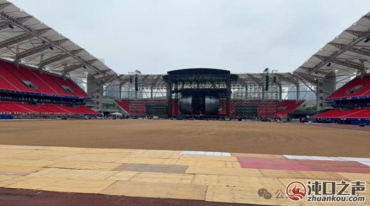 舞台搭建中!周杰伦本周末空降沌口!
