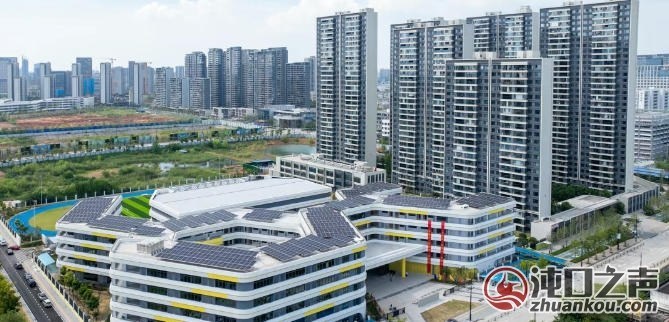 武珞路中学经开分校揭牌 武汉经开区多所学校齐“上新”！