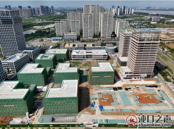 武汉经开区|300余名建设者奋战一线 军山未来创新港冲刺年底竣工