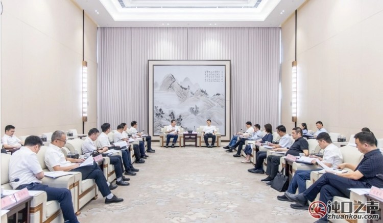 武汉经开区|唐超与中国城乡控股集团董事长谷志文座谈交流