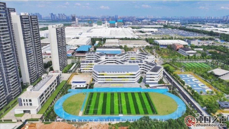 武汉经开区|武珞路中学经开分校已完工