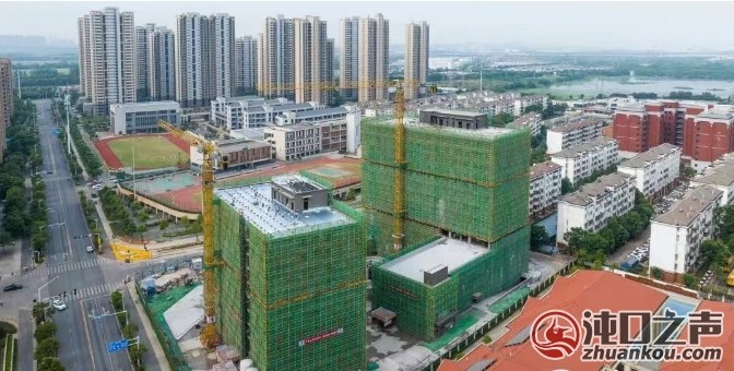 武汉经开区重点项目“比学赶超”拼劲足