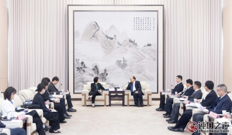香港特别行政区政府投资推广署署长刘凯旋到访武汉经开区