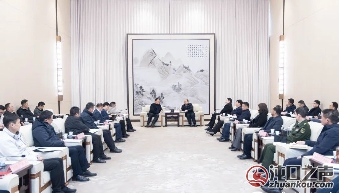武汉经开区|刘子清唐超与东风汽车副总经理尤峥座谈交流