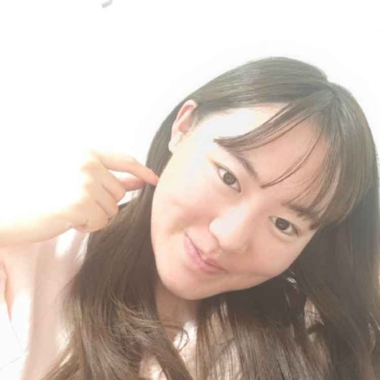 24岁沌口本地美女相亲，168cm，月入4k+乐观自信！看看她的择偶要求高吗