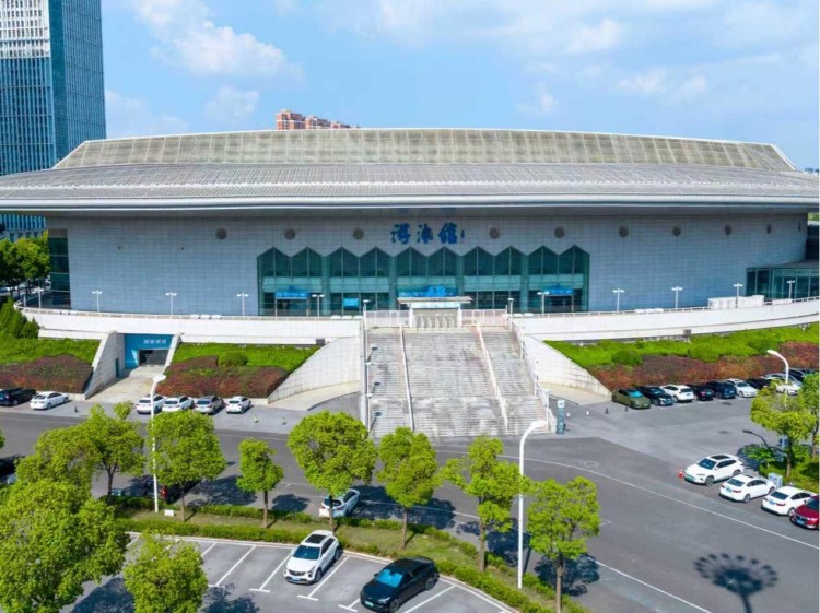 武汉体育中心游泳馆暂停开放的通知